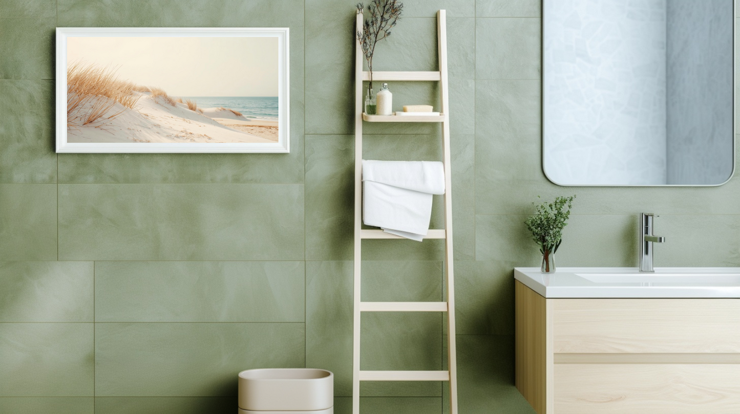 Shoreline Serenity: Golden Horizon